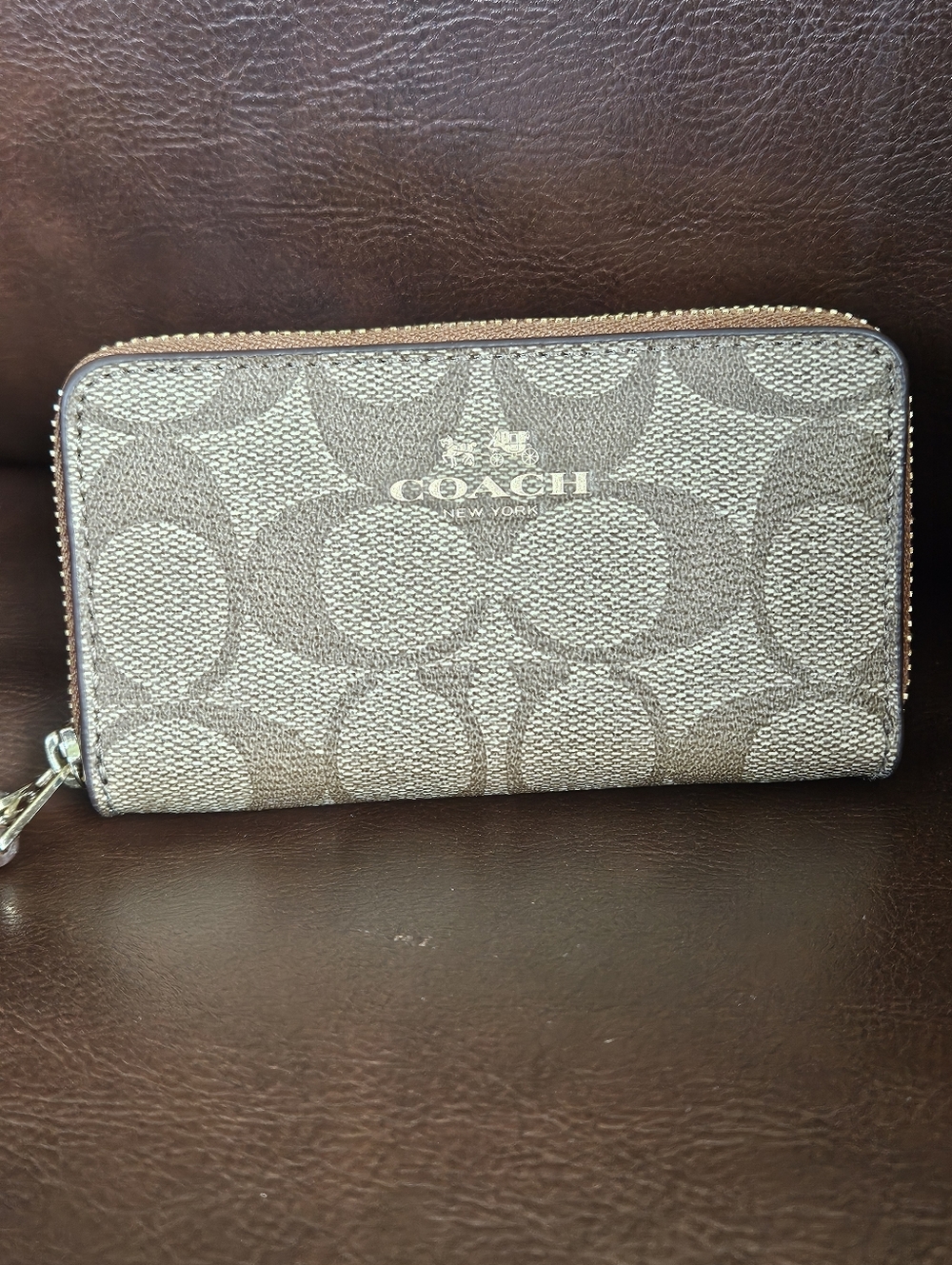 COACH Signature Double Zip Coin Purse  No. F63975